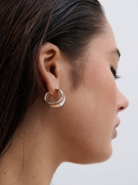 Eddy Flat Huggie Earrings