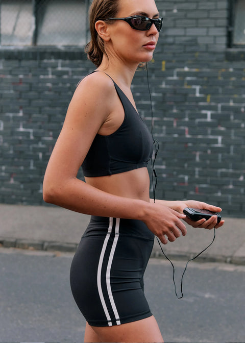 Pinky & Kamal Sprint Short