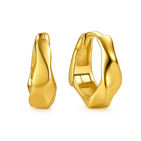 Love Her - Lacey Hoops