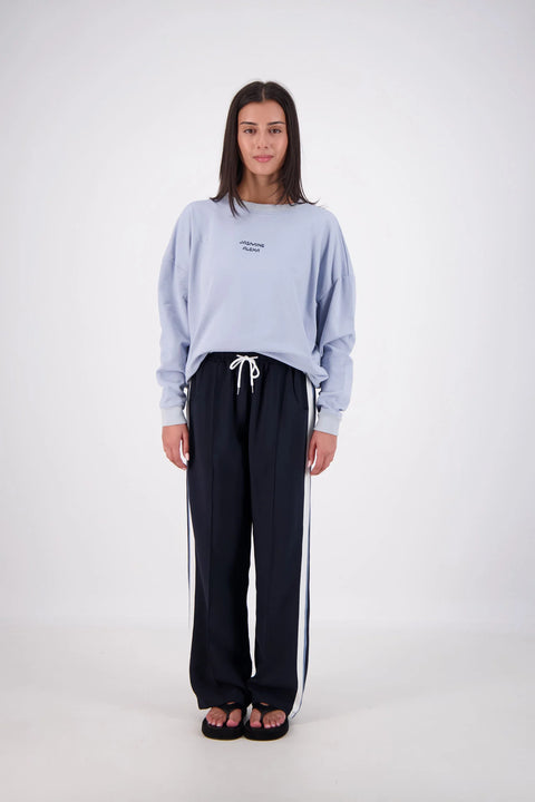 Relaxed Crew Neck Sweatshirt - Jasmine Alexa